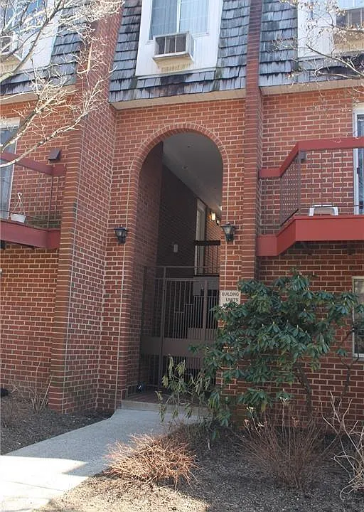55 N Broadway #3-13