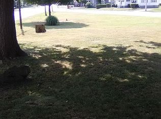 2304 E Willard St, Muncie, IN 47302