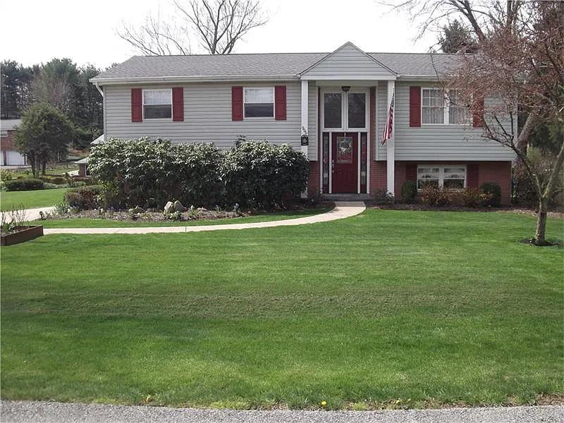 906 Rolling Meadows Dr photo 1
