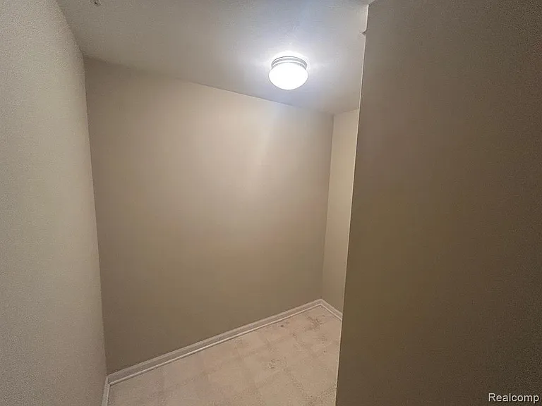 39460 Springwater Dr — Photo 30