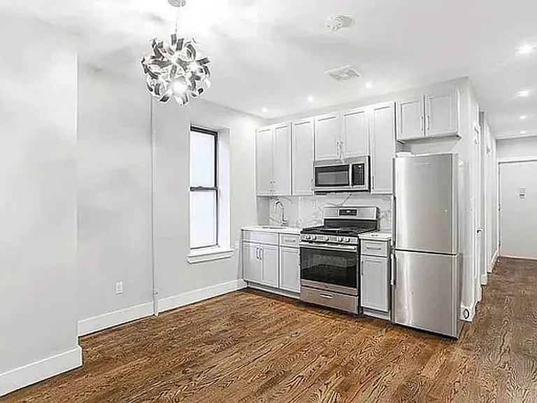 640 Lafayette Ave #1B — Photo 1