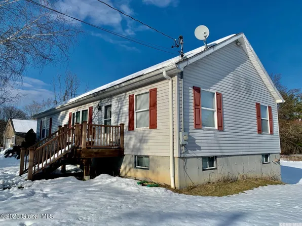 276 Newry Road, Greenville, NY 12083