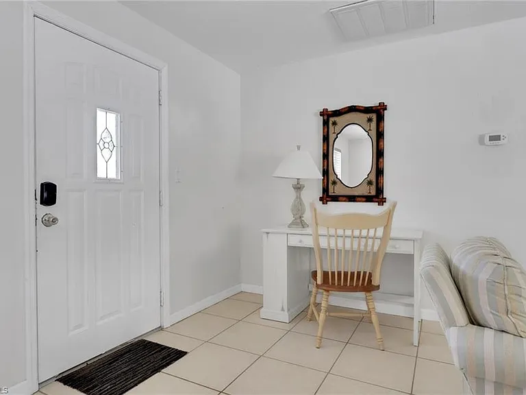 2772 Riverview Dr — Photo 8