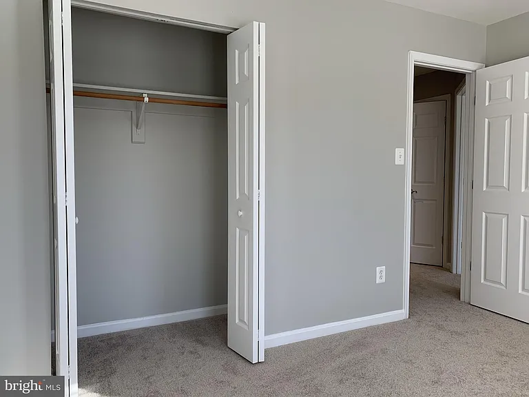 3384 Governors Crest Ct — Photo 33