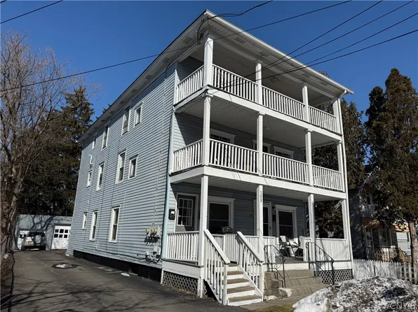 208 W Yates St, East Syracuse, NY 13057