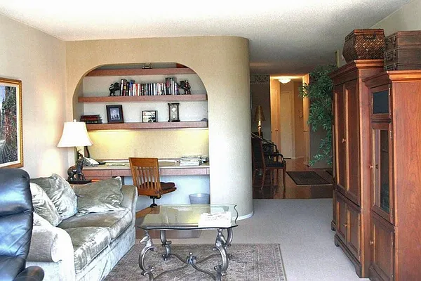 Rented by Thrasher Real Estate | media 15