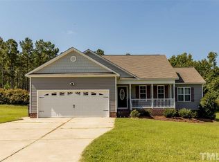 223 Meredith Ln, Fuquay Varina, NC 27526