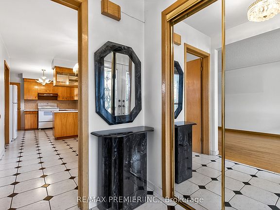 5th image of 506 Rathburn Rd