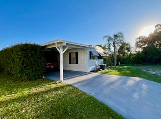 23 San Pablo Ln, Port St Lucie, FL 34952