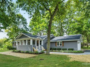 520 S 1st St, Elburn, IL 60119