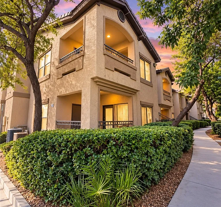 8250 N Grand Canyon Dr #1065