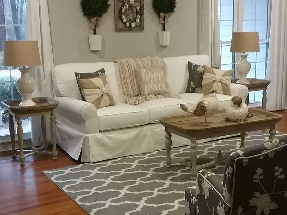 1st image of 106 Eastmoor Dr
