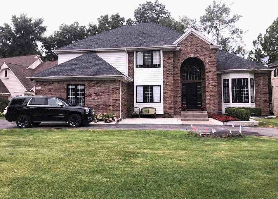 1st image of 6348 W Oaks Dr