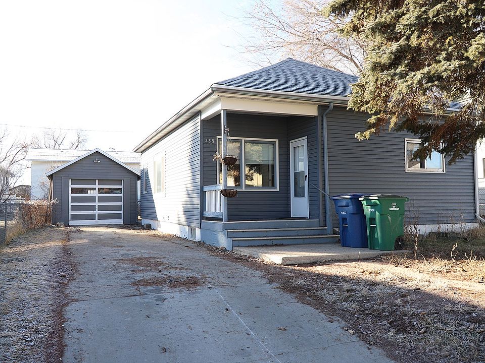 1st image of 458 Park St