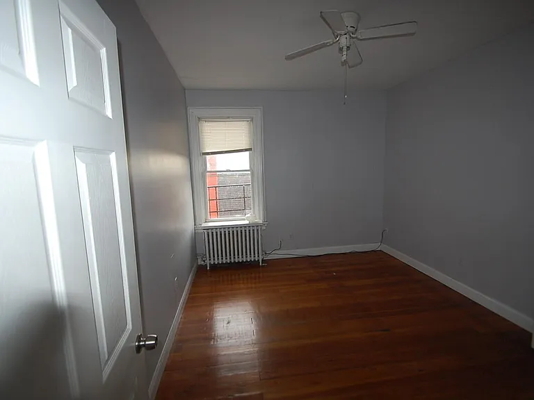 2326 Wheeler St #2 — Photo 6