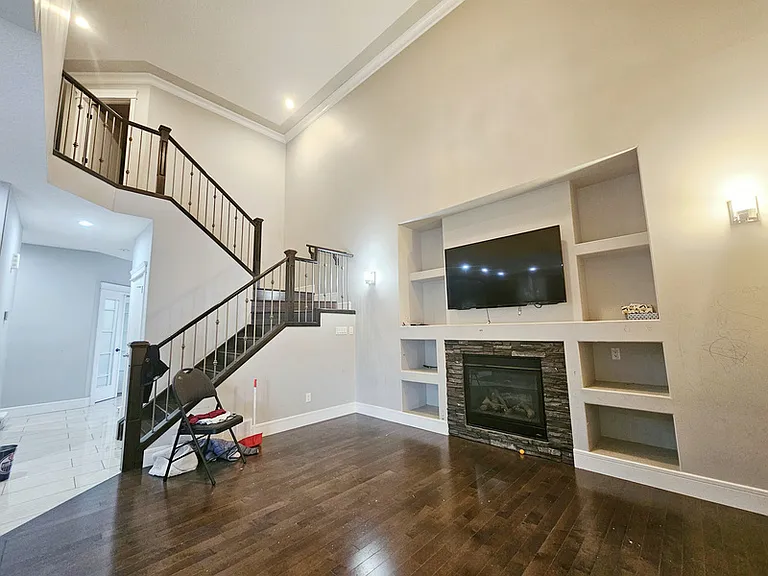 546 Albany Way NW — Photo 22