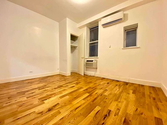 3rd image of 735 Rogers Ave #B2