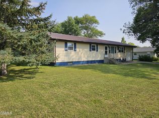 521 2nd St NW, Lamoure, ND 58458