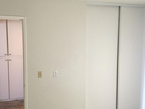 5th image of 404 W Cross St APT 24