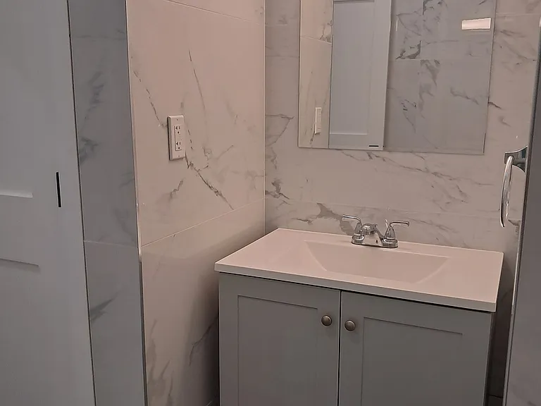 627 Main St #303 — Photo 6
