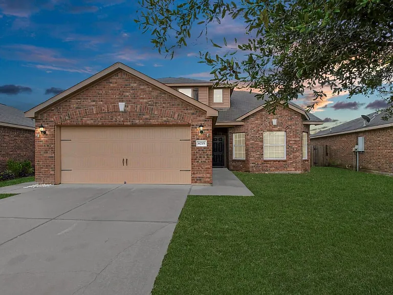 6715 Plum Springs Ln — Photo 2