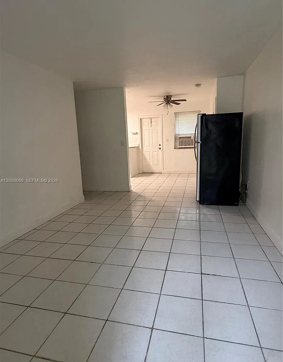 Fulford Heights — Photo 1