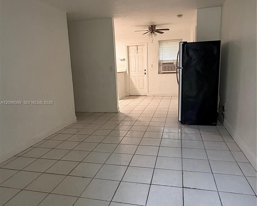 1st image of 16031 NE 18th Pl #2