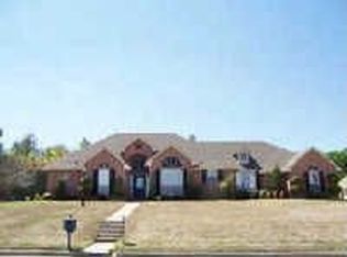 1101 NW Renfro St, Burleson, TX 76028