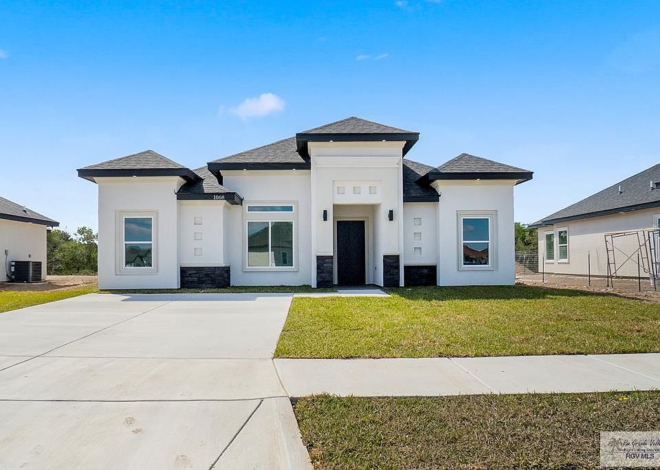 1st image of 1068 Oro Blanco Ave