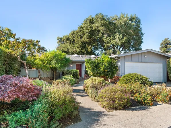 2113 Harris Court, Santa Rosa, CA 95401