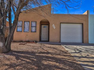 531 Adrian St SW, Albuquerque, NM 87121