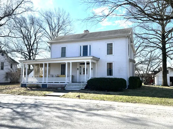 119 E 2nd South St, Carlinville, IL 62626