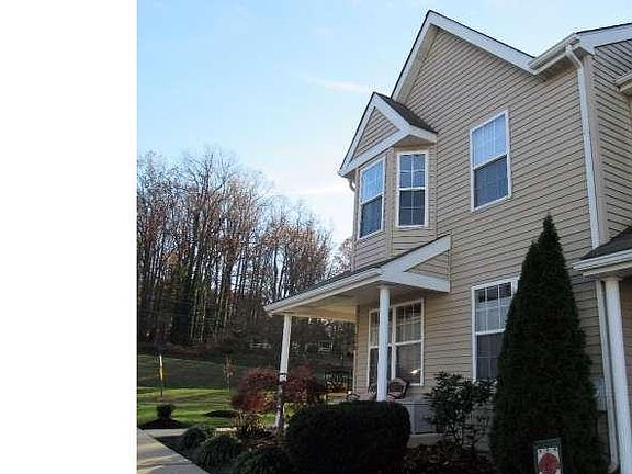 2nd image of 300 Jenville Ct