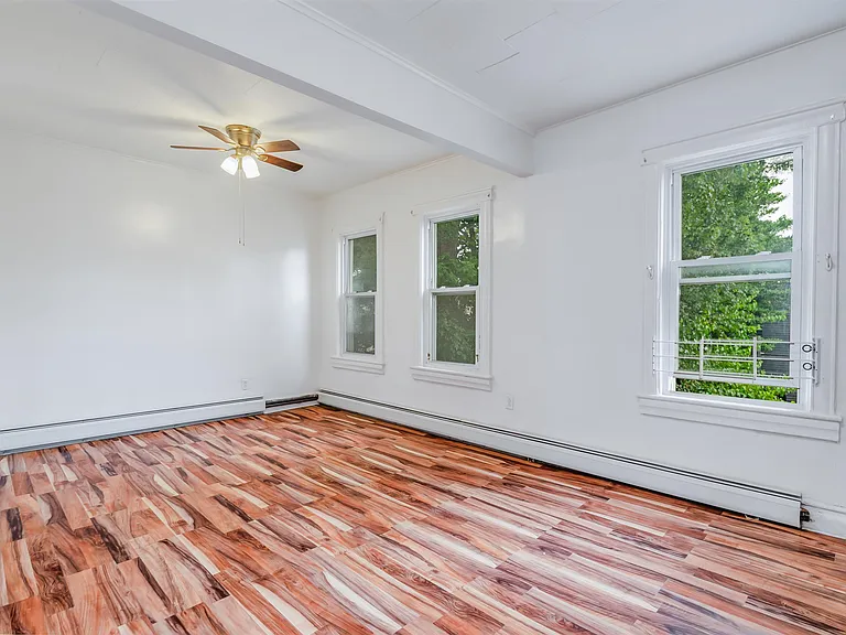 62 Clarke Ave #2 — Photo 9
