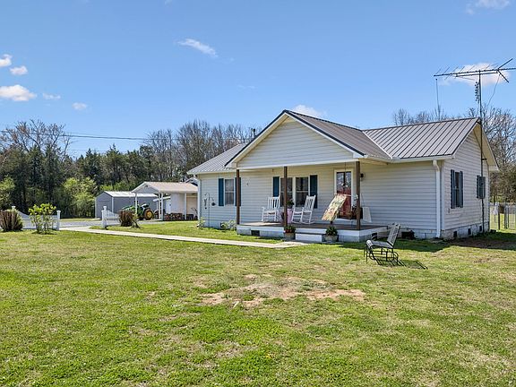 3rd image of 253 Henslee Rd