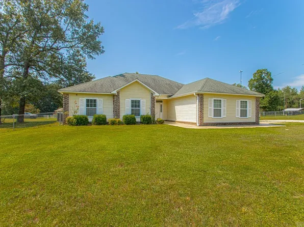 7411 Mars Hill Rd, Bauxite, AR 72011