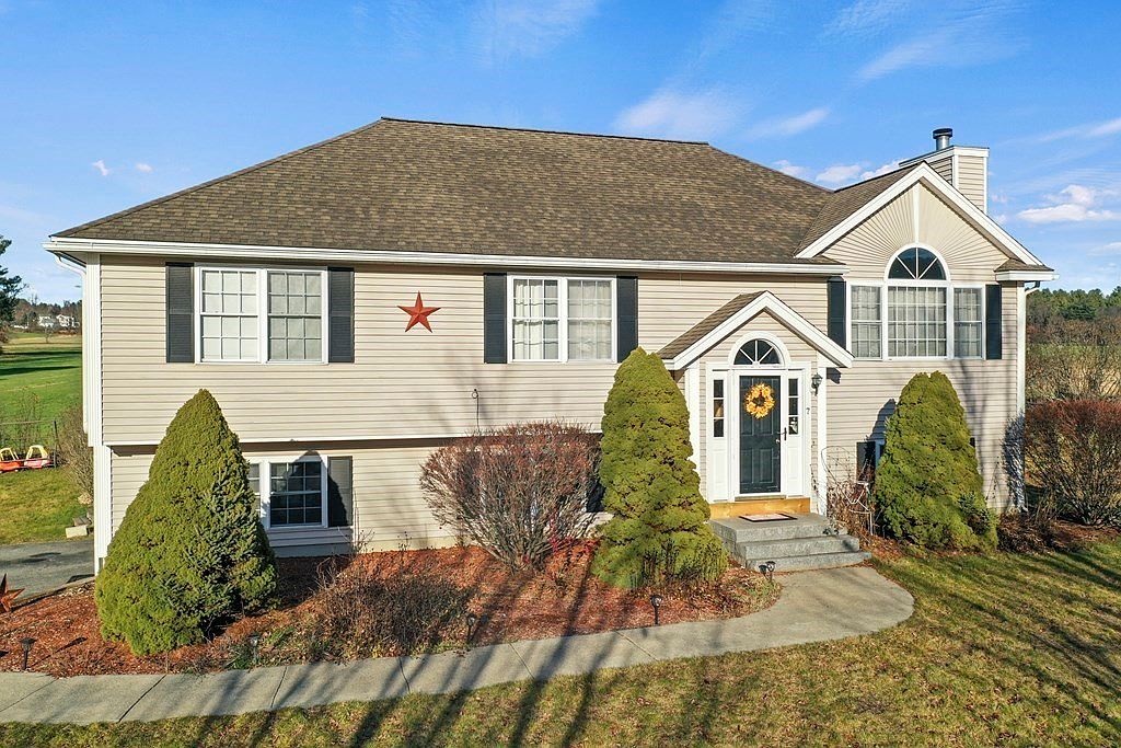 7 Amandrey Way, Ayer, MA 01432 Zillow