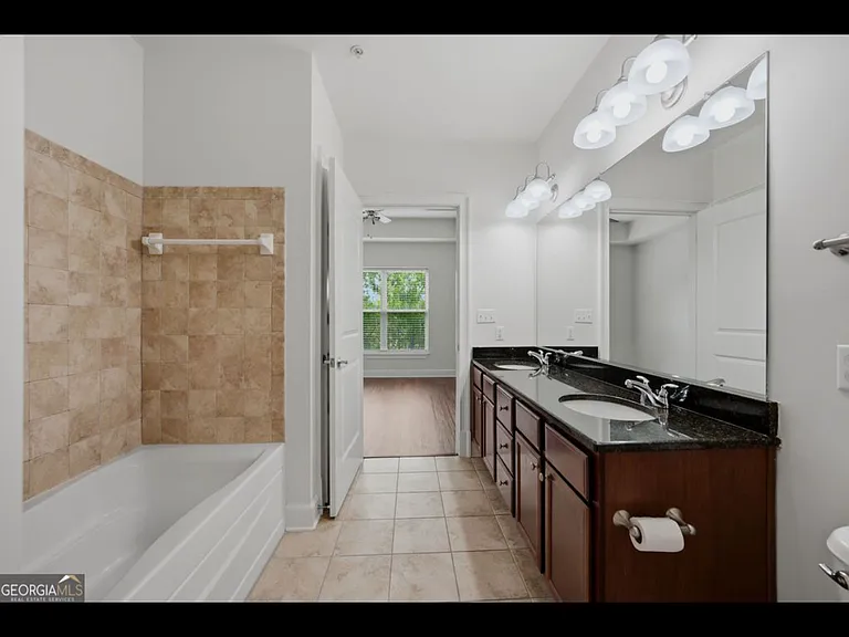 200 River Vista Dr #703 — Photo 14