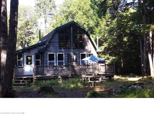 15 Kingman Beach Rd, Osborn, ME 04605