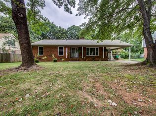 2129 Knickerbocker Dr, Charlotte, NC 28212