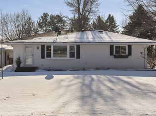 704 10th St NW, Buffalo, MN 55313