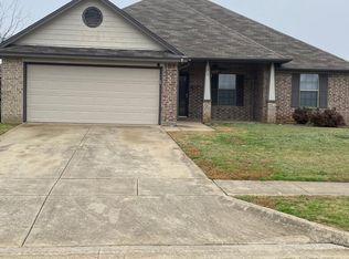 313 Highmeadow Rd, Aubrey, TX 76227