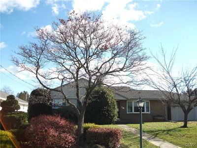 27 N Walnut St, Macungie, PA, 18062