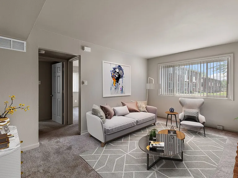 Teson Garden Apartments — Photo 8