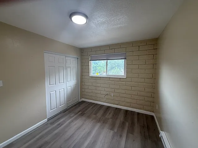 420 E Park St — Photo 6