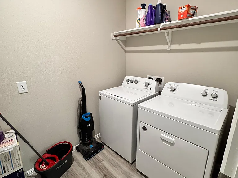 6302 Oracle Dr — Photo 10