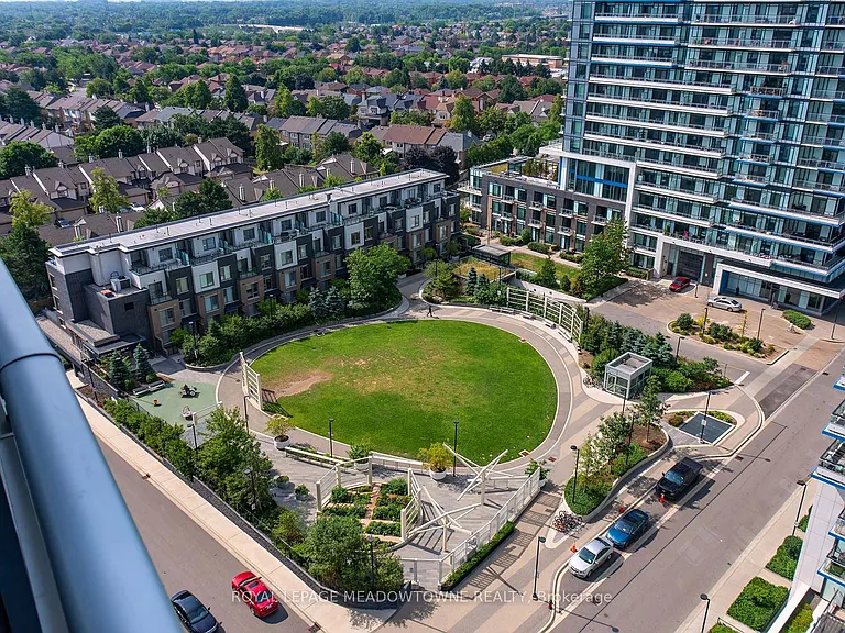 2520 Eglinton Ave W #1205 — Photo 19