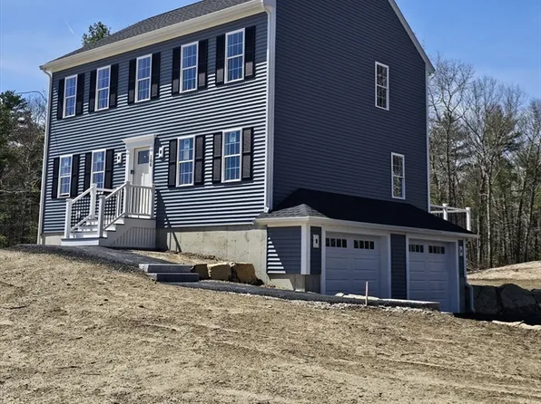 100 Tispaquin St, Middleboro, MA 02346