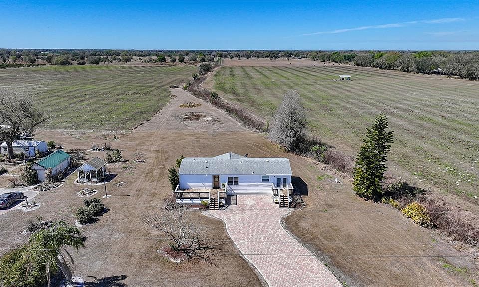 1st image of 2431 SW Brewer Ave