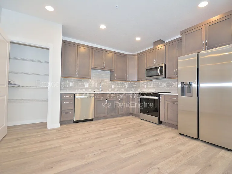 6510 N Atlas Rd #206 — Photo 5